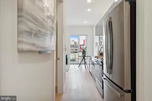 225 N 12th St, Philadelphia, PA 19107 - Photo 2