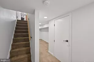 2211 E Harold St, Philadelphia, PA 19125 - Photo 8