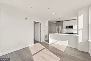 311 S Juniper St, Philadelphia, PA 19107 - Photo 4