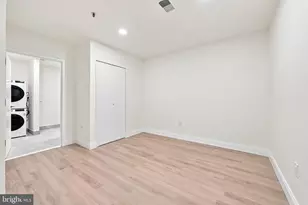 311 S Juniper St, Philadelphia, PA 19107 - Photo 2
