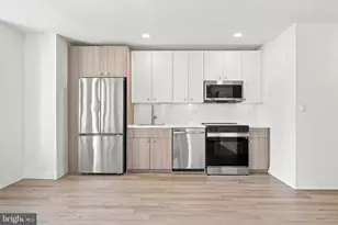 311 S Juniper St, Philadelphia, PA 19107 - Photo 2