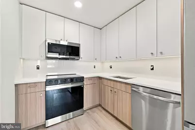 311 S Juniper Street #805, Philadelphia, PA 19107 - Photo 2