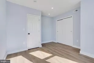 895 Marcella St, Philadelphia, PA 19124 - Photo 16