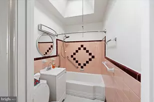 5546 Windsor Ave, Philadelphia, PA 19143 - Photo 16