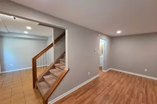 2201 Strahle St, Philadelphia, PA 19152 - Photo 4