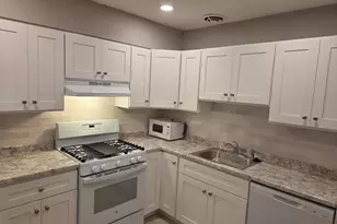 2201 Strahle St, Philadelphia, PA 19152 - Photo 10
