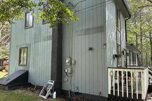 129 Segatti Cir, Bushkill, PA 18324 - Photo 8