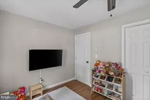 415 Canterbury Rd, Bushkill, PA 18324 - Photo 16