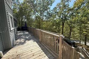 1026 Hampstead Rd, Bushkill, PA 18324 - Photo 36