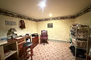 2119 Meadow Lark Cir, Bushkill, PA 18324 - Photo 20