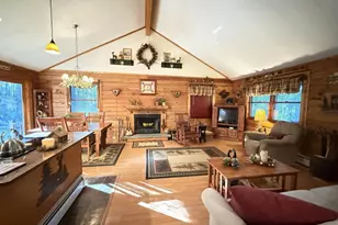 2119 Meadow Lark Cir, Bushkill, PA 18324 - Photo 6