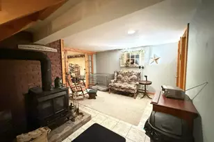 2119 Meadow Lark Cir, Bushkill, PA 18324 - Photo 18