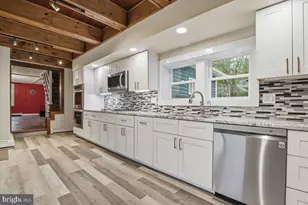 1122 PA-739, Milford, PA 18337 - Photo 18