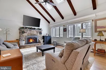 113 Indian Dr, Greentown, PA 18426 - Photo 8