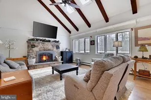 113 Indian Dr, Greentown, PA 18426 - Photo 8