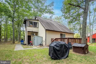 134 Oakenshield Dr, Tamiment, PA 18371 - Photo 28