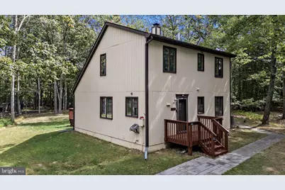 134 Oakenshield Drive, Tamiment, PA 18371 - Photo 2