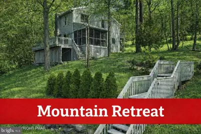 194 Stafford, Bushkill, PA 18324 - Photo 1