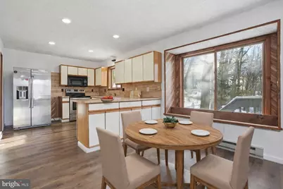 194 Stafford, Bushkill, PA 18324 - Photo 18