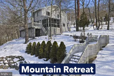 194 Stafford, Bushkill, PA 18324 - Photo 1