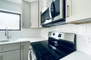 103 Ashley Ct, Bushkill, PA 18324 - Photo 6