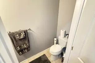 145 Kensington Dr, Bushkill, PA 18324 - Photo 12