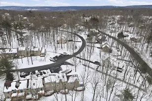 3301 Windermere Dr, Bushkill, PA 18324 - Photo 64