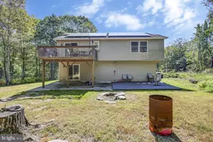 104 Yvette Ct, Dingmans Ferry, PA 18328 - Photo 4