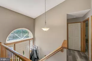 104 Yvette Ct, Dingmans Ferry, PA 18328 - Photo 34