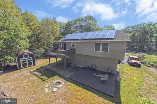 104 Yvette Ct, Dingmans Ferry, PA 18328 - Photo 6