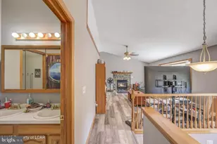 104 Yvette Ct, Dingmans Ferry, PA 18328 - Photo 22