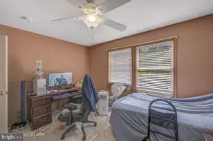 104 Yvette Ct, Dingmans Ferry, PA 18328 - Photo 32