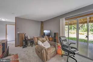 104 Yvette Ct, Dingmans Ferry, PA 18328 - Photo 38