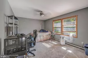 104 Yvette Ct, Dingmans Ferry, PA 18328 - Photo 44