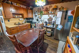 117 Swallow Cir, Bushkill, PA 18324 - Photo 12