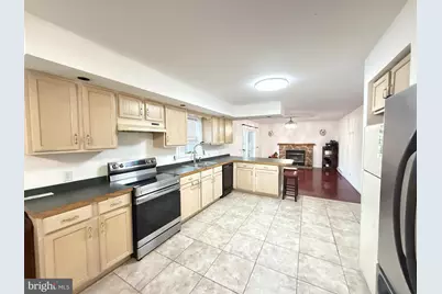 6486 Decker Road, Bushkill, PA 18324 - Photo 4