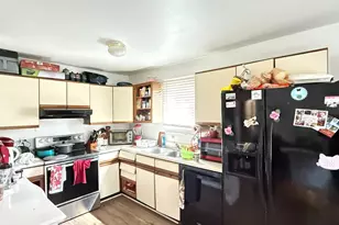 524 Wales Ct, Bushkill, PA 18324 - Photo 4