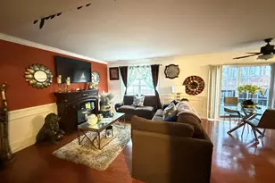 1152 Dorset Dr, Bushkill, PA 18324 - Photo 6