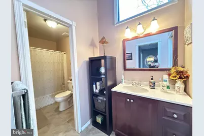 5933 Decker, Bushkill, PA 18324 - Photo 14