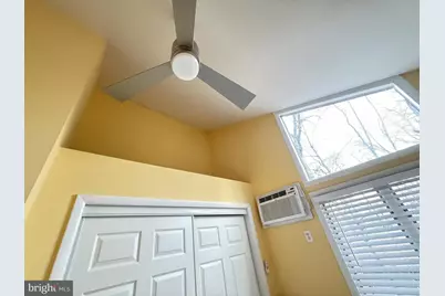 5933 Decker, Bushkill, PA 18324 - Photo 18