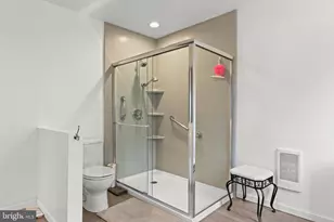 226 Regent St, Bushkill, PA 18324 - Photo 30