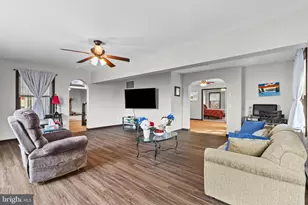 226 Regent St, Bushkill, PA 18324 - Photo 22