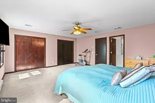 226 Regent St, Bushkill, PA 18324 - Photo 28