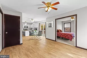 226 Regent St, Bushkill, PA 18324 - Photo 20