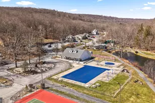 226 Regent St, Bushkill, PA 18324 - Photo 46