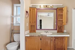 105 Ceramic Dr, Greentown, PA 18426 - Photo 22