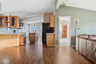 105 Ceramic Dr, Greentown, PA 18426 - Photo 10