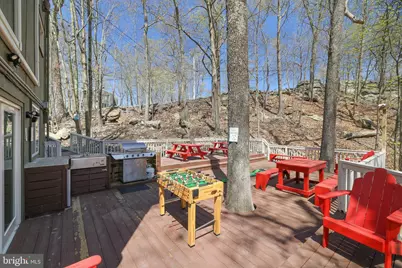 163 Cambridge Court, Bushkill, PA 18324 - Photo 4