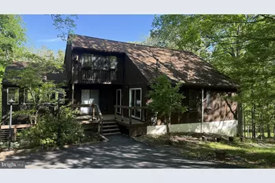 5375 Woodbridge Drive, Bushkill, PA 18324 - Photo 2