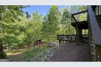 5375 Woodbridge Drive, Bushkill, PA 18324 - Photo 4